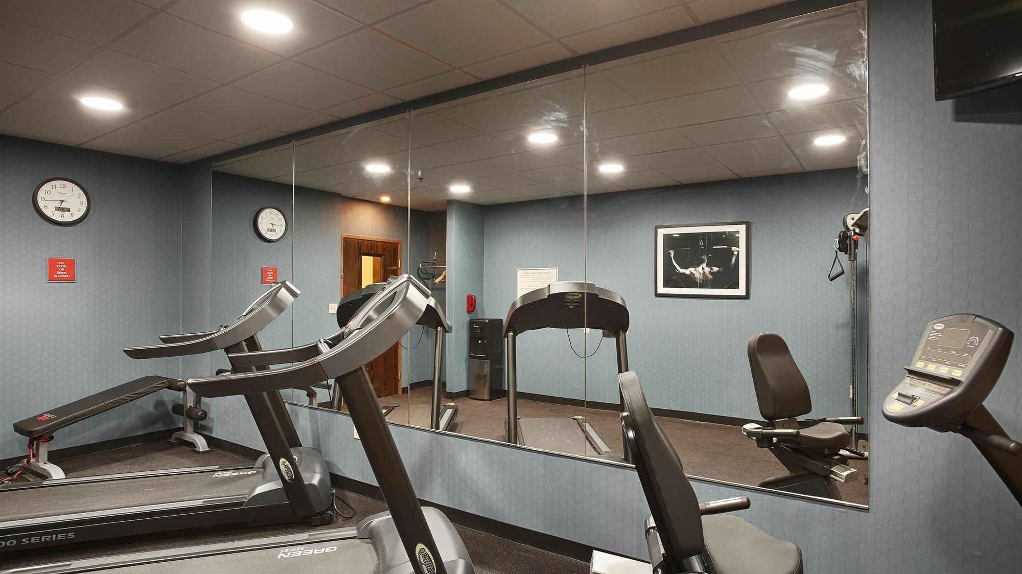 Days By Wyndham Benjamin Franklin Highway Hotel 2*